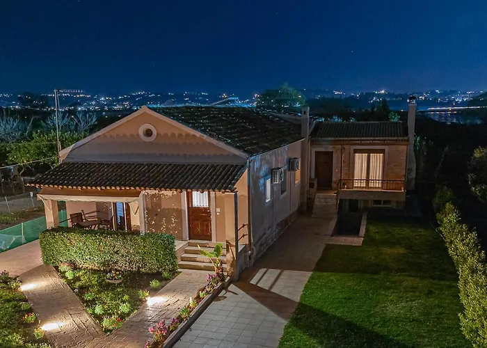 Spyros 펜션 카노니